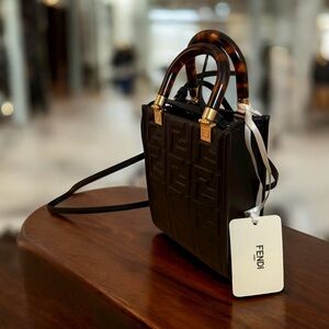 Fendi FF-monogram Leather Tote Gag